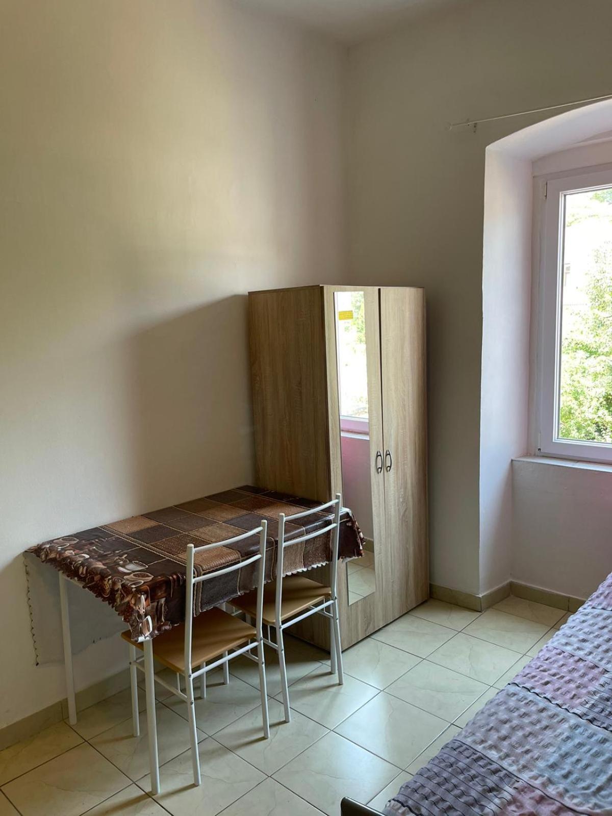 Dejan Apartment 2-Top Centar-Old Town Studio Pula Exterior photo